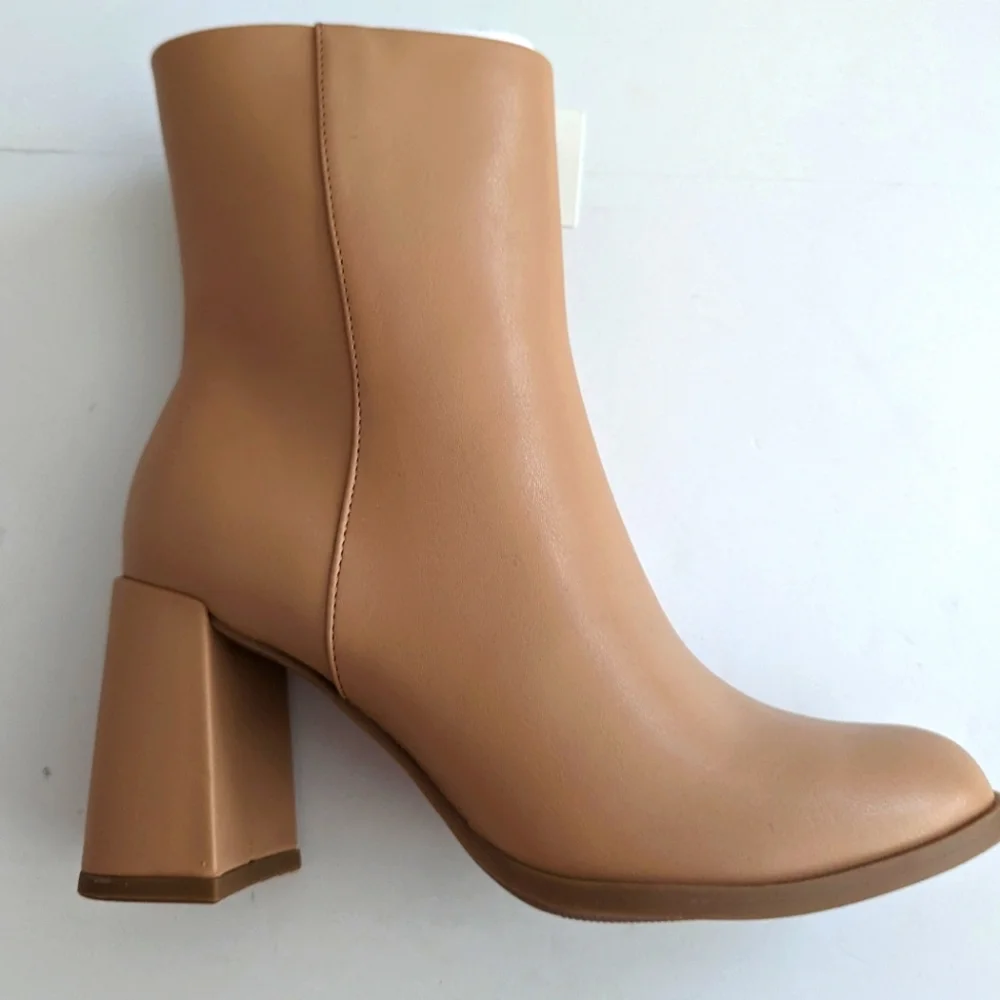 NWT A New Day Janelle Beige High Shafted Ankle Boots Size 6